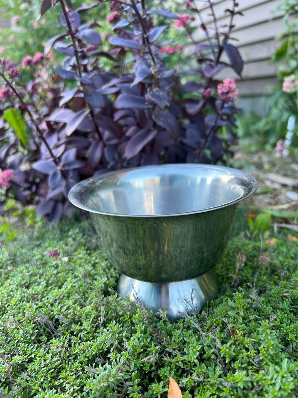 Oneida Vintage 18/8 Stainless Steel Pedestal Footed Serving Bowl Japan